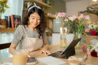 freelancer income
